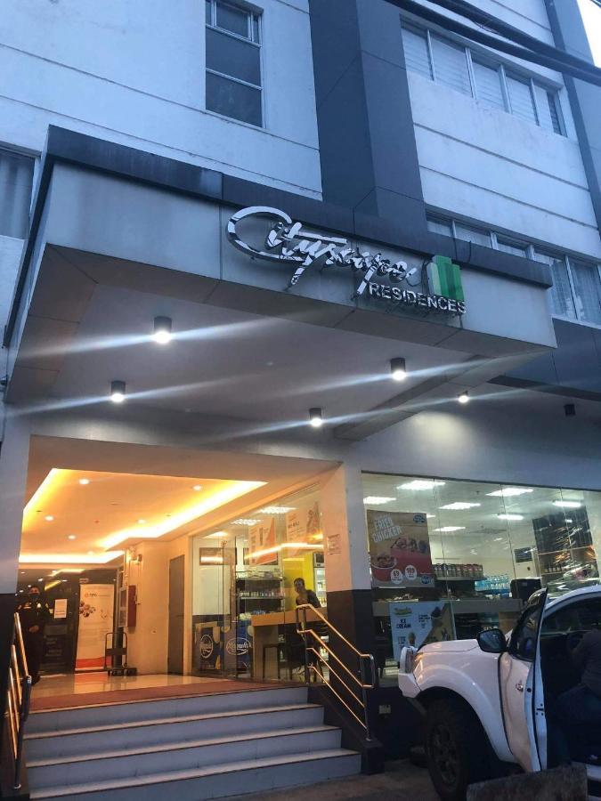 Explorer Suite 1004 Bacolod Exterior foto